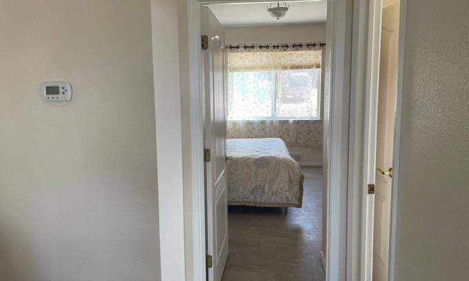 Northeast Heights Apartment | Luxury apartment, the best area NE of Albuquerque close to the mountain hiking