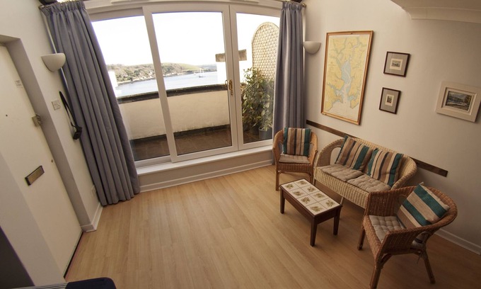 Mylor Churchtown Apartment | Luxury Apartment with sea views - 2 balconies - Sleeps 4 in Comfort - Falmouth