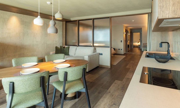 Tirolo Apartment | Luxury apartments in the center of Dorf Tirol-quiet location. 301
