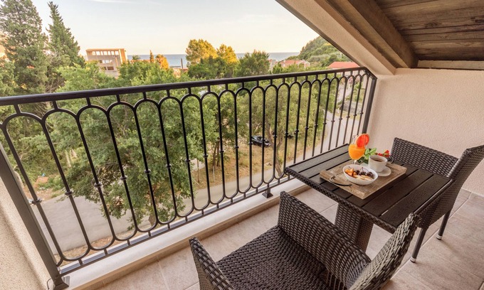 Kaluđerac Apartment | Luxury Apartments Queen