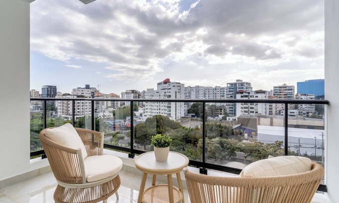 La Arboleda House | Luxury apt city views in the center of the city