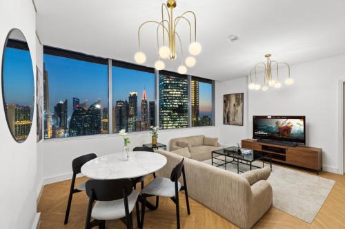 Bur Dubai Apartment | Luxury Apt DIFC, XL Layout, Pool, Gym, Skyline View
