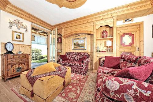 Carisolo Apartment | Luxury Apt Dolomites 2