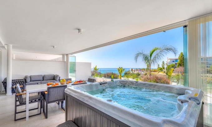 La Capellania Apartment | Luxury Apt. The One - Jacuzzi, Spa , Gym & Pool