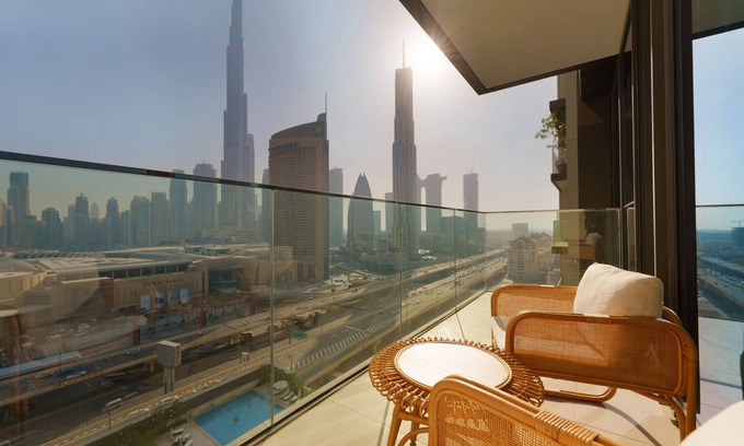 Bur Dubai Apartment | Luxury Apt w/Burj Khalifa Vw & Direct Mall Access