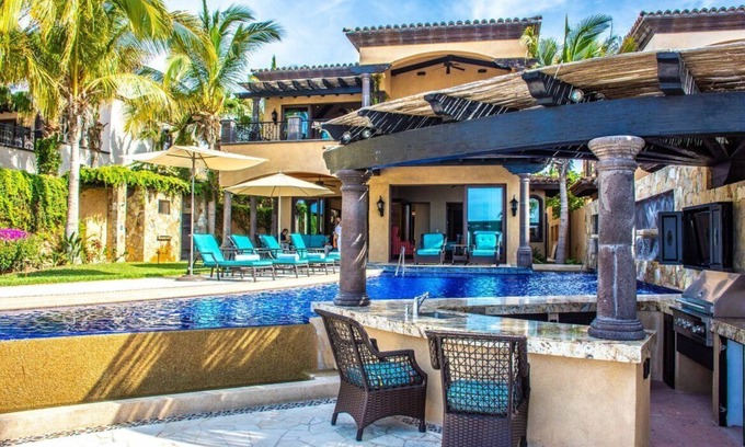 Paraiso Escondido Villa | Luxury awaits Beachfront Villa w/Private Pool and Golf