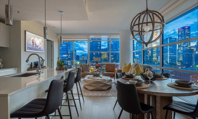 Victoria Park Condo | Luxury Awaits: "The Draper" Tower View, Banff Pass