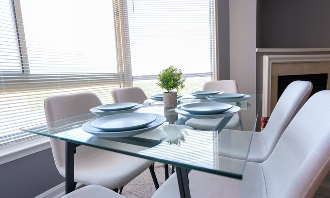 Ballston Apartment | Luxury Ballston Retreat w King Suite