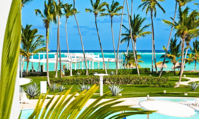 El Cortecito Condo | Luxury Beach Front Condo with Ocean View, All the Necessary Accessories and More