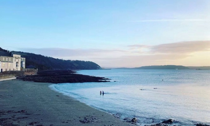 Kingsand House | Luxury beach house, Cornwall - stunning sea views - the perfect getaway