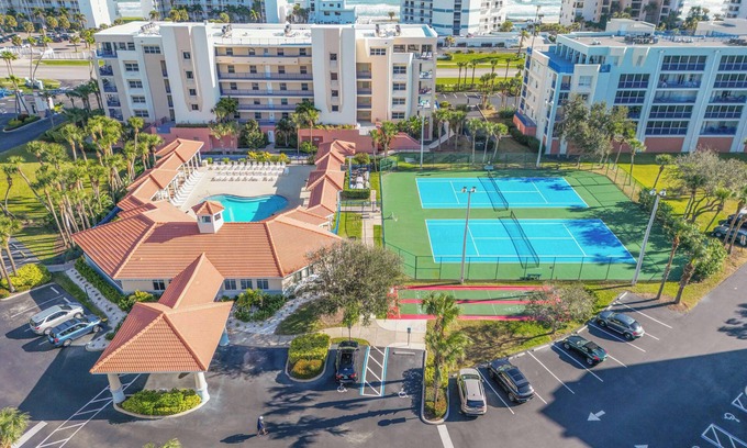 New Smyrna Beach Condo | Luxury Beach Resort Getaway!