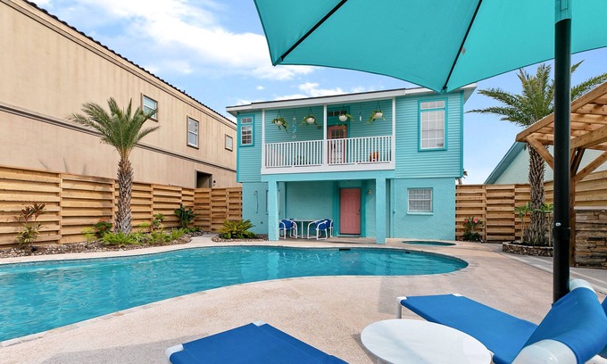 South Padre Island House | Luxury Beach House with Pool, Hot Tub and Grilling Station!