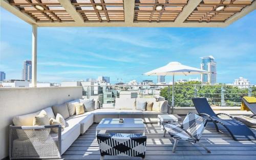 Kerem HaTeimanim Apartment | Luxury Beachfront Penthouse at Haari By HolyGuest