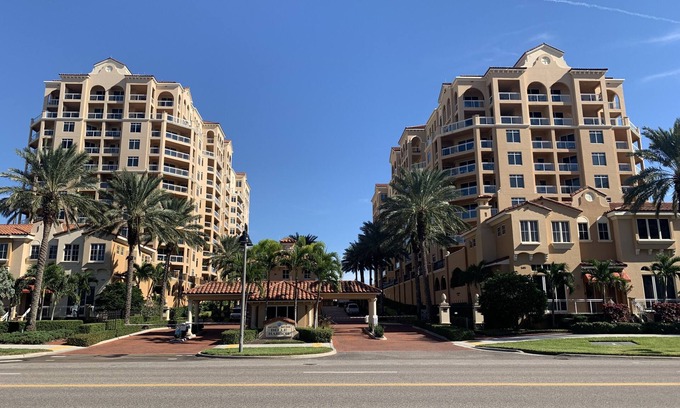 Bay Esplanade Condo | Luxury Belle Harbor Condo on Clearwater Beach. Perfect location and amazing view