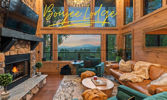 Epworth Cabin | Luxury Blue Ridge Retreat | Boujee Lodge | HotTub, FirePit, GameRoom, Epic Views