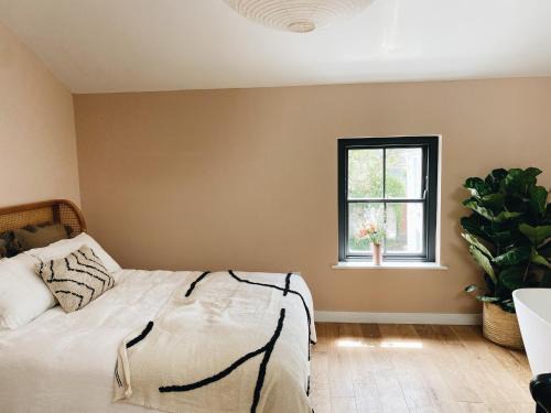 St. Agnes House | Luxury bolthole in central St.Agnes with parking.