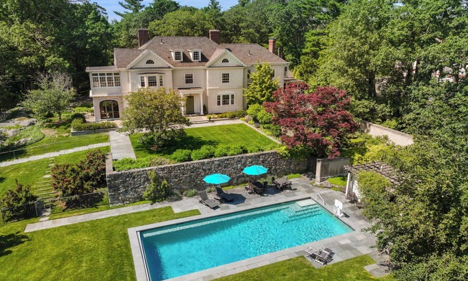 Dedham House | Luxury Boston Estate w/Heated Pool (Sleeps 18)