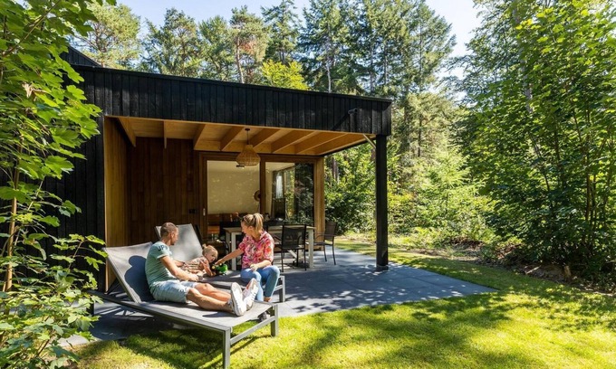Norg House | Luxury bungalow for 6 people with a view over the forest.