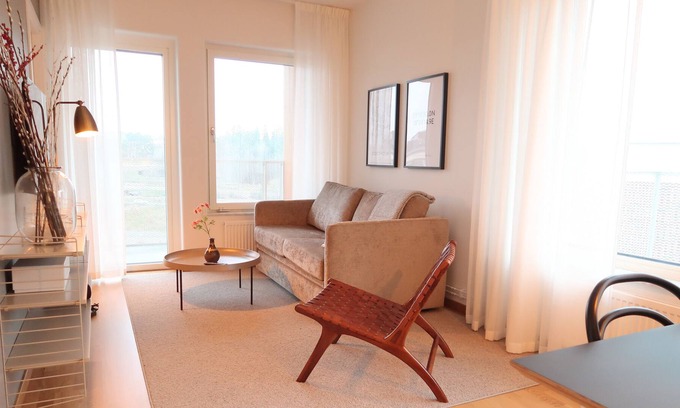 Hallonbergen Apartment | Luxury Business 2 rooms Apartment By City Living - Umami