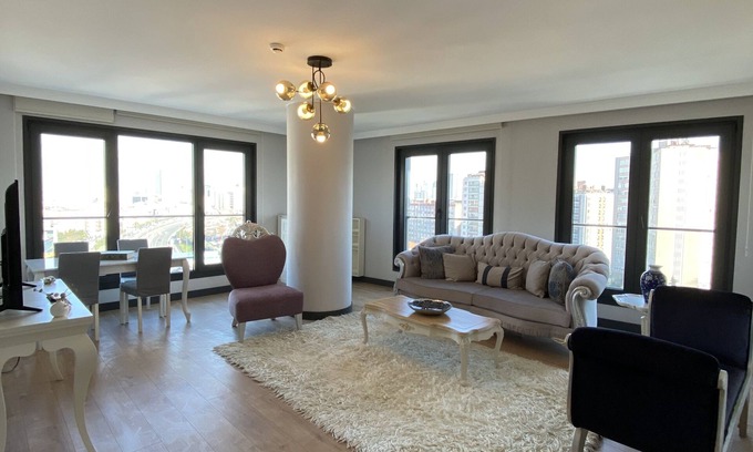 Kagithane Apartment | ☆Luxury+Central+3 BR+2BA+Wifi+Free Parking☆