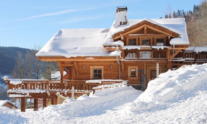La Bresse Ski Chalet | LUXURY chalet 13 pers, La Bresse Vosges, PMR, sauna, JACUZZI, WIFI, well located
