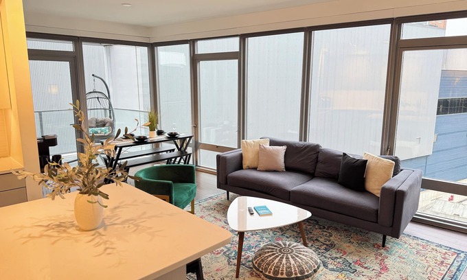 Buckingham Apartment | Luxury City Escape in Ballston Steps away from the Mall & Metro!