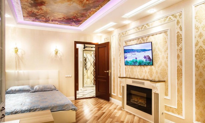 Omsk Apartment | Luxury classic in the center of Omsk!