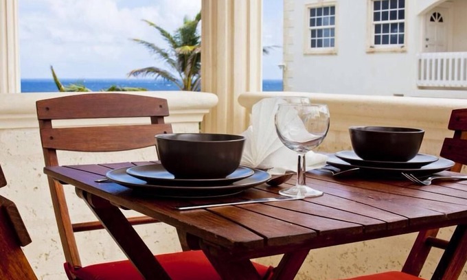 Ocean City Apartment | Luxury cliff apartment with pool and sea views.