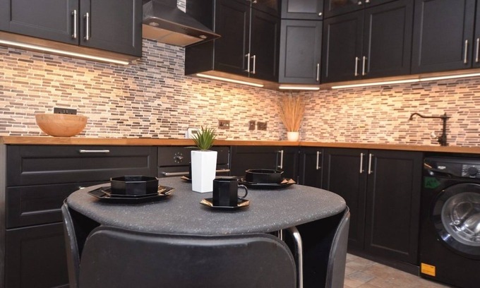 Troon Apartment | Luxury Coastal Retreat in Troon