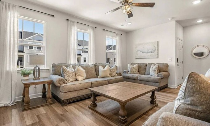 Johns Island House | Luxury Coastal Living on Johns Island - MINIMUM 30 DAY RENTAL REQUIRED