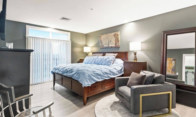 Canandaigua Condo | Luxury Condo | Hot Tub | Pool | Lake Front | FLX