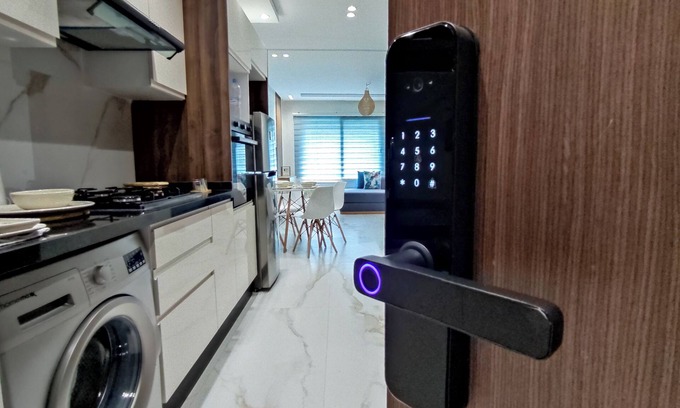 Mehdya House | Luxury Condo Mehdia Plage + AC + Netflix + Workspace + Parking