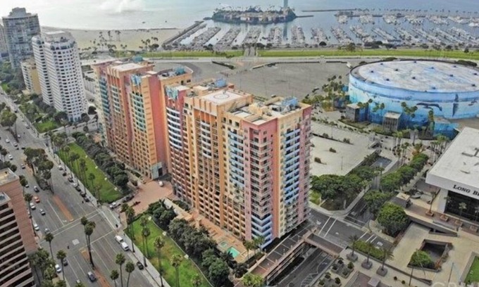 Waterfront Condo | LUXURY CONDO ON OCEAN BLVD - OCEAN VIEW & PRIVACY !!