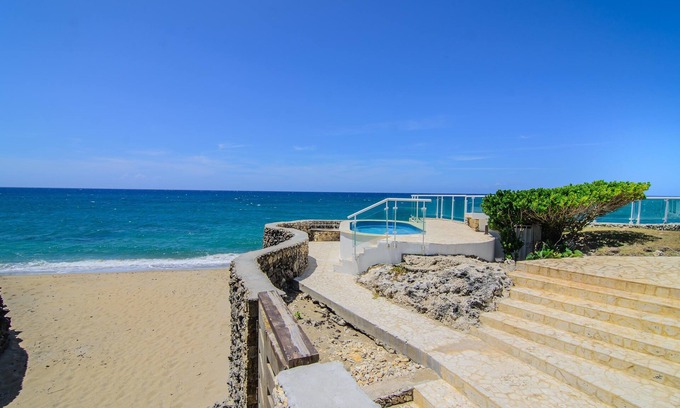 Sosua Apartment | Luxury condo on private sandy beach, with pool, A/C, internet, cable TV