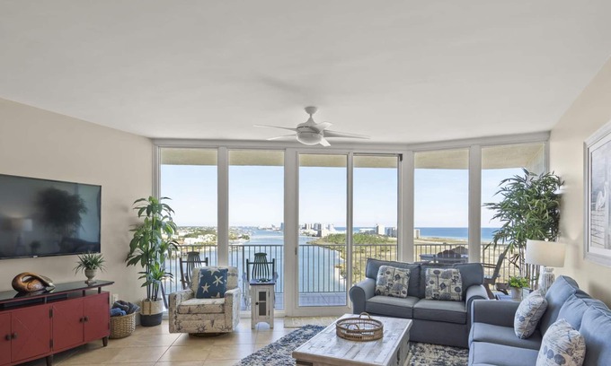 Orange Beach East Condo | Luxury Condo with Beach View | Lazy River!