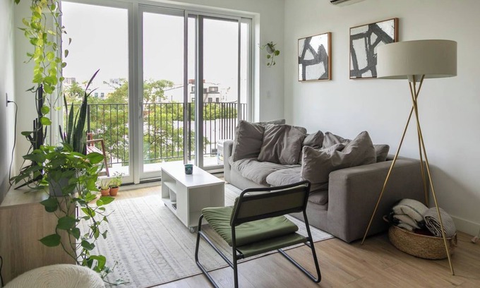 Bushwick Condo | Luxury Condo with NYC skyline view