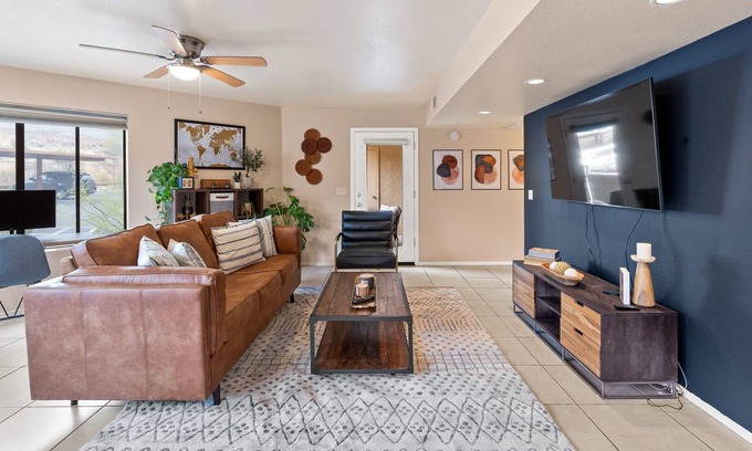 Quail Canyon Condo | Luxury Condo with pool in Sabino Canyon