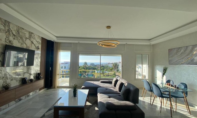 Achakkar Apartment | luxury condo with sea view