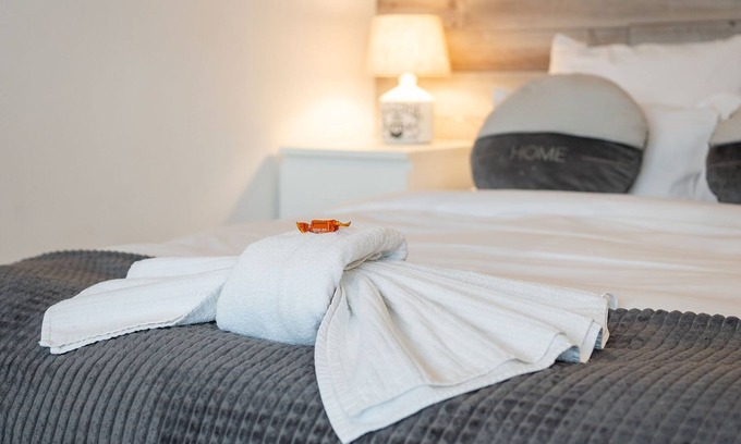 Militari Apartment | Luxury Cozy Studio near Lujerului Subway station