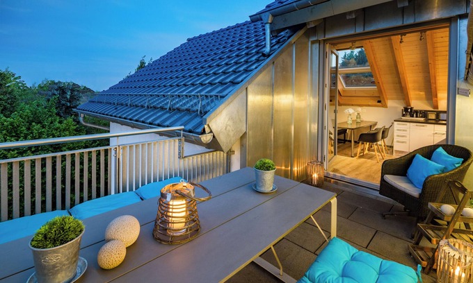 Bensheim Condo | Luxury design loft for 6-8 people - balcony/garden (3 bedrooms + 3 bathrooms)