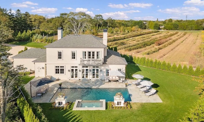 Water Mill House | Luxury French Villa in Water Mill