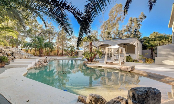 Enterprise House | Luxury gated villa 10 miles to the strip!