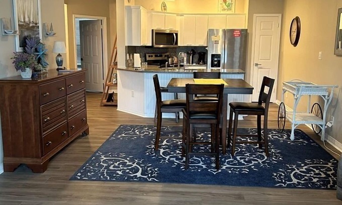 Gulf Shores Condo | Luxury golf course condominium, 5 min from the beach