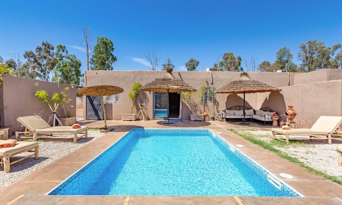 District of Sidi Youssef Ben Ali Villa | Luxury Hideaway Haven - Poolside Paradise
