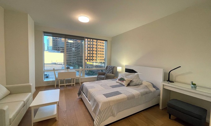 Financial District Apartment | Luxury high Rise Resort style apartment