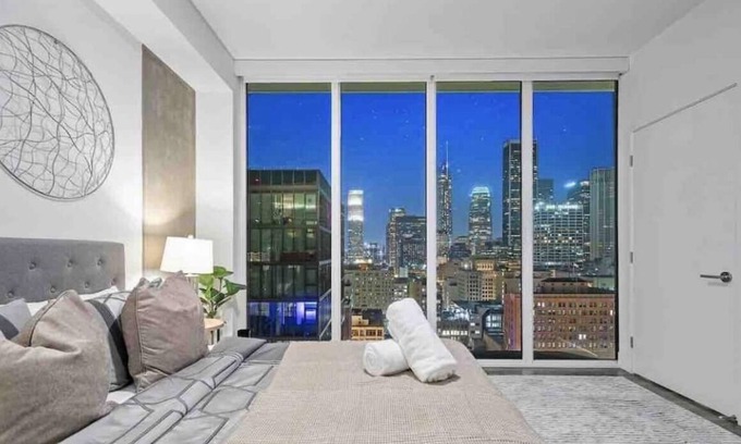 South Beach Apartment | Luxury High rise Downtown SF with Amazing Views