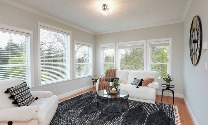View Royal House | Luxury Home 15 Minutes To Downtown Victoria