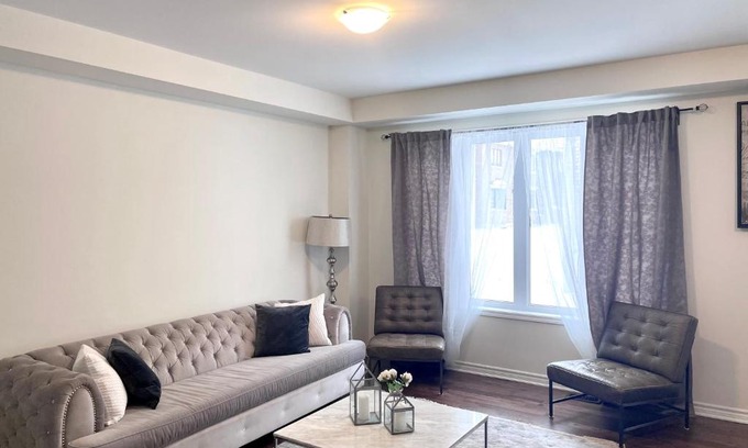 Pickering House | Luxury Home Away From Home