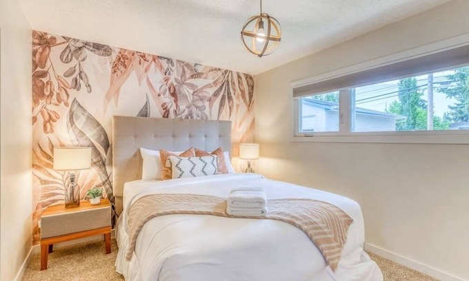 Southwest Calgary House | Luxury Home by North Glenmore Park