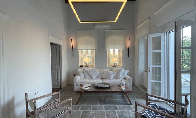 Apollonia House | Luxury home in Exambela, Sifnos
